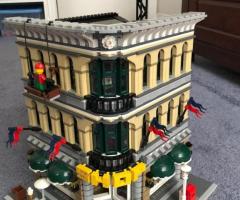 LEGO 10211 Grand Emporium - Retired and Complete